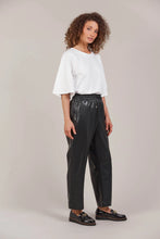 Load image into Gallery viewer, Allegro Crop Pant
