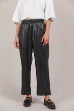 Load image into Gallery viewer, Allegro Crop Pant
