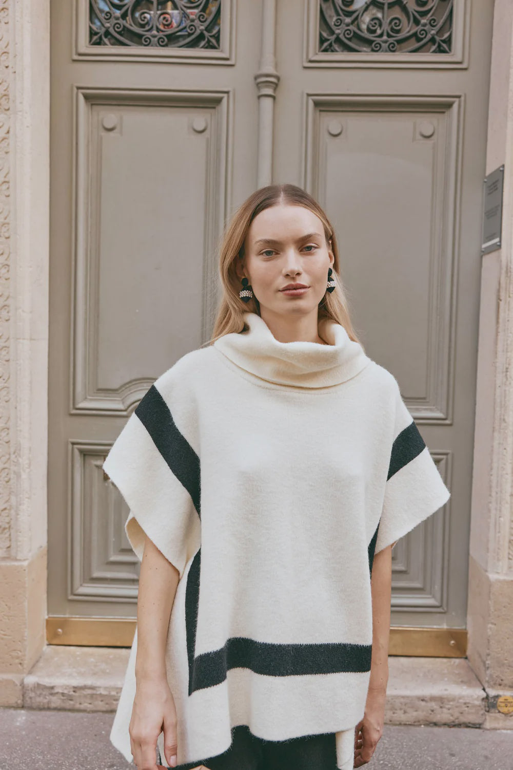 Avino Poncho One Size