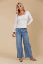 Load image into Gallery viewer, Naria Scoop Neck Top
