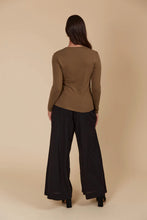 Load image into Gallery viewer, Naria Scoop Neck Top
