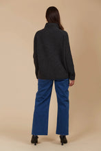 Load image into Gallery viewer, Miru Jumper
