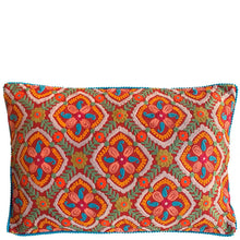 Load image into Gallery viewer, Suzani Cushion 40x60cm
